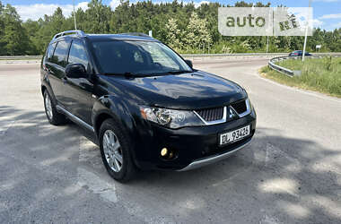 Позашляховик / Кросовер Mitsubishi Outlander XL 2008 в Радивиліві