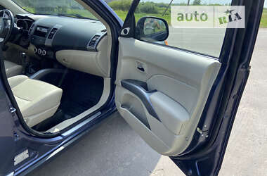 Позашляховик / Кросовер Mitsubishi Outlander XL 2007 в Ковелі