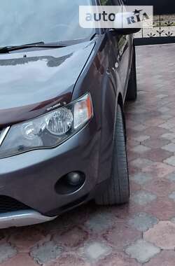 Внедорожник / Кроссовер Mitsubishi Outlander XL 2007 в 