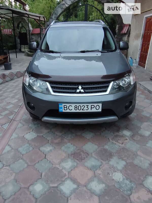 Mitsubishi Outlander XL 2007