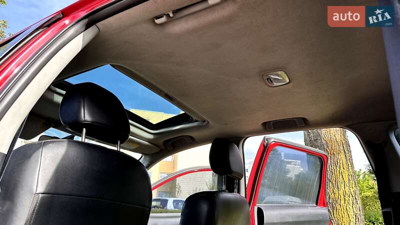 Позашляховик / Кросовер Mitsubishi Outlander XL 2007 в Харкові