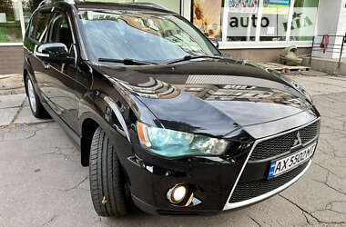 Позашляховик / Кросовер Mitsubishi Outlander XL 2010 в Черкасах