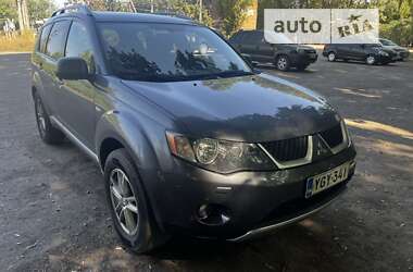 Позашляховик / Кросовер Mitsubishi Outlander XL 2008 в Житомирі