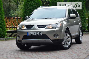 Позашляховик / Кросовер Mitsubishi Outlander XL 2009 в Трускавці