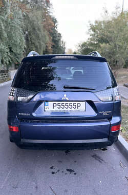 Внедорожник / Кроссовер Mitsubishi Outlander XL 2009 в Новой Водолаге