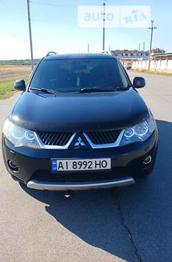 Внедорожник / Кроссовер Mitsubishi Outlander XL 2008 в Борисполе