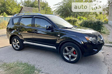 Внедорожник / Кроссовер Mitsubishi Outlander XL 2007 в Черкассах