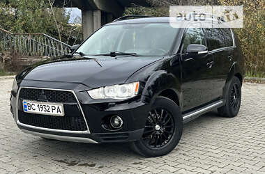 Внедорожник / Кроссовер Mitsubishi Outlander XL 2011 в Дрогобыче