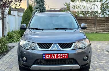 Позашляховик / Кросовер Mitsubishi Outlander XL 2009 в Вінниці