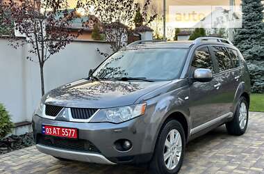 Позашляховик / Кросовер Mitsubishi Outlander XL 2009 в Вінниці