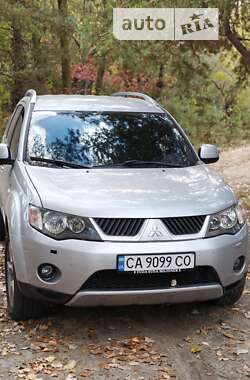 Внедорожник / Кроссовер Mitsubishi Outlander XL 2007 в Каневе