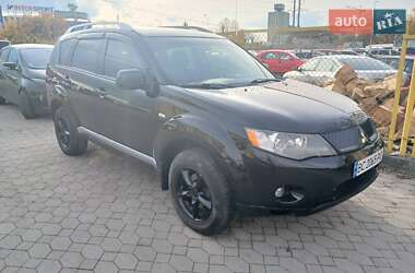 Позашляховик / Кросовер Mitsubishi Outlander XL 2008 в Львові