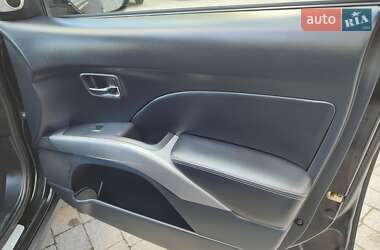 Позашляховик / Кросовер Mitsubishi Outlander XL 2008 в 