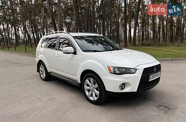 Внедорожник / Кроссовер Mitsubishi Outlander XL 2011 в 