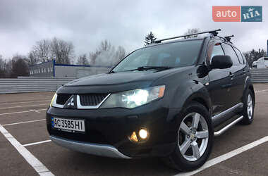 Позашляховик / Кросовер Mitsubishi Outlander XL 2007 в Рівному