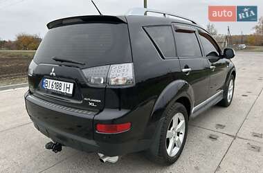 Позашляховик / Кросовер Mitsubishi Outlander XL 2009 в Полтаві