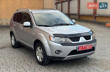 Внедорожник / Кроссовер Mitsubishi Outlander XL 2007 в Коломые