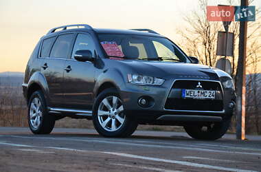 Внедорожник / Кроссовер Mitsubishi Outlander XL 2010 в Стрые