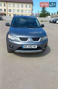 Позашляховик / Кросовер Mitsubishi Outlander XL 2008 в Вінниці