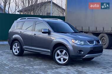 Позашляховик / Кросовер Mitsubishi Outlander XL 2010 в Дніпрі