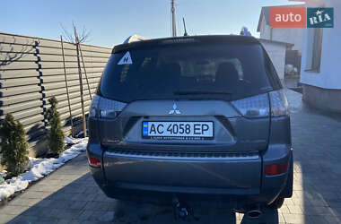 Позашляховик / Кросовер Mitsubishi Outlander XL 2008 в 