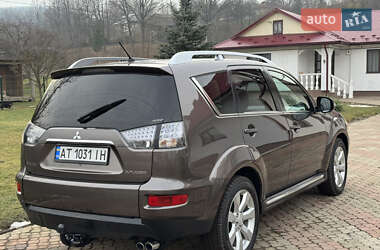 Позашляховик / Кросовер Mitsubishi Outlander XL 2010 в Коломиї