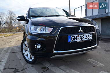 Позашляховик / Кросовер Mitsubishi Outlander XL 2011 в Дрогобичі