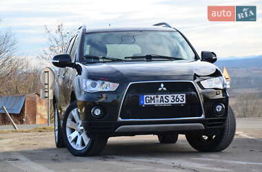 Позашляховик / Кросовер Mitsubishi Outlander XL 2011 в Дрогобичі