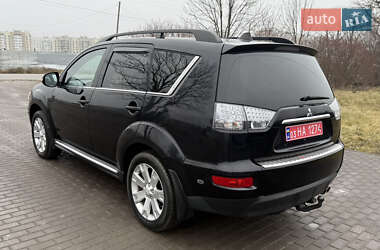 Позашляховик / Кросовер Mitsubishi Outlander XL 2012 в Вінниці