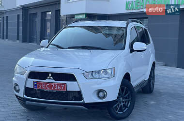 Позашляховик / Кросовер Mitsubishi Outlander XL 2012 в Трускавці