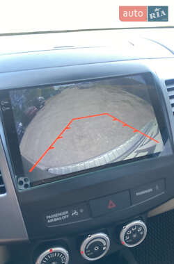 Внедорожник / Кроссовер Mitsubishi Outlander XL 2007 в 