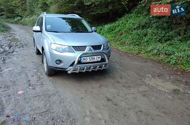 Внедорожник / Кроссовер Mitsubishi Outlander XL 2008 в Тячеве