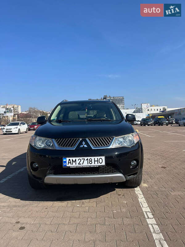 Mitsubishi Outlander XL 2008