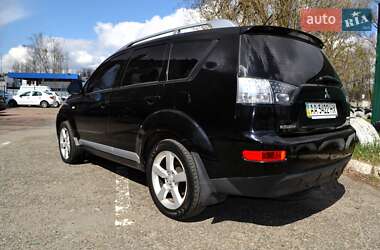 Внедорожник / Кроссовер Mitsubishi Outlander XL 2008 в 