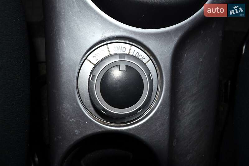 Внедорожник / Кроссовер Mitsubishi Outlander XL 2008 в Киеве