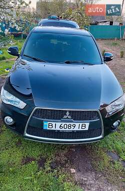 Внедорожник / Кроссовер Mitsubishi Outlander XL 2012 в Полтаве