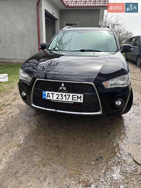 Mitsubishi Outlander XL 2009