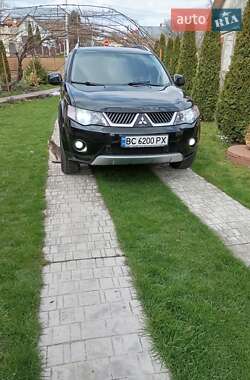 Внедорожник / Кроссовер Mitsubishi Outlander XL 2008 в 