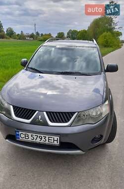 Позашляховик / Кросовер Mitsubishi Outlander XL 2008 в 
