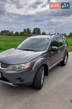 Позашляховик / Кросовер Mitsubishi Outlander XL 2008 в 