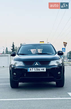 Внедорожник / Кроссовер Mitsubishi Outlander XL 2008 в 