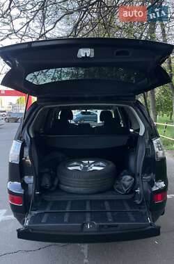 Внедорожник / Кроссовер Mitsubishi Outlander XL 2009 в 