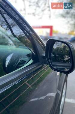 Внедорожник / Кроссовер Mitsubishi Outlander XL 2009 в 