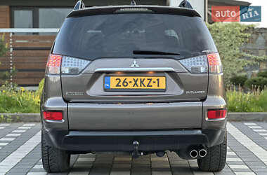 Внедорожник / Кроссовер Mitsubishi Outlander XL 2011 в 