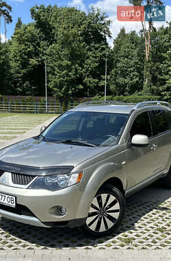 Внедорожник / Кроссовер Mitsubishi Outlander XL 2008 в Харькове