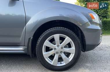 Внедорожник / Кроссовер Mitsubishi Outlander XL 2011 в 