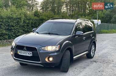 Внедорожник / Кроссовер Mitsubishi Outlander XL 2011 в 