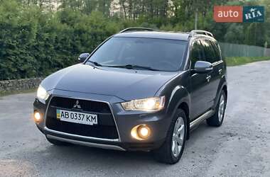 Внедорожник / Кроссовер Mitsubishi Outlander XL 2011 в 