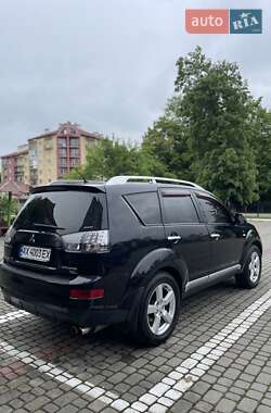 Внедорожник / Кроссовер Mitsubishi Outlander XL 2008 в 