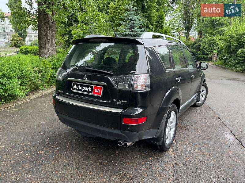 Внедорожник / Кроссовер Mitsubishi Outlander XL 2008 в Киеве